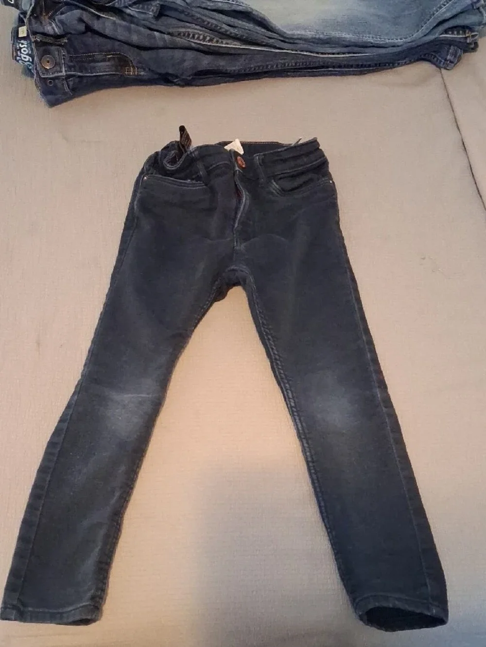 Boys Jeans Size 5- 6 PIECES